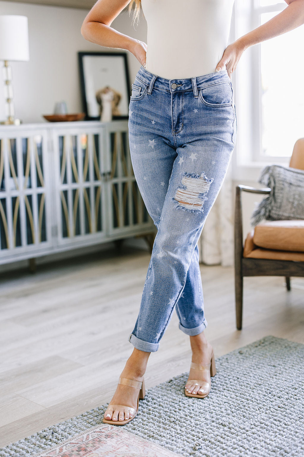 Judy shops blue distressed boyfriend jeans